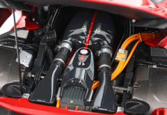 BBR-MODELS - FERRARİ LAFERRARİ 2013 ROSSO CORSA 4P seatbelt red