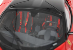 BBR-MODELS - FERRARİ LAFERRARİ 2013 ROSSO CORSA 4P seatbelt red