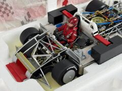 1/18 EXOTO Porsche 917/30 1975 CAM2 World Closed Course Speed Record Holder Mark Donohue - RLG18189