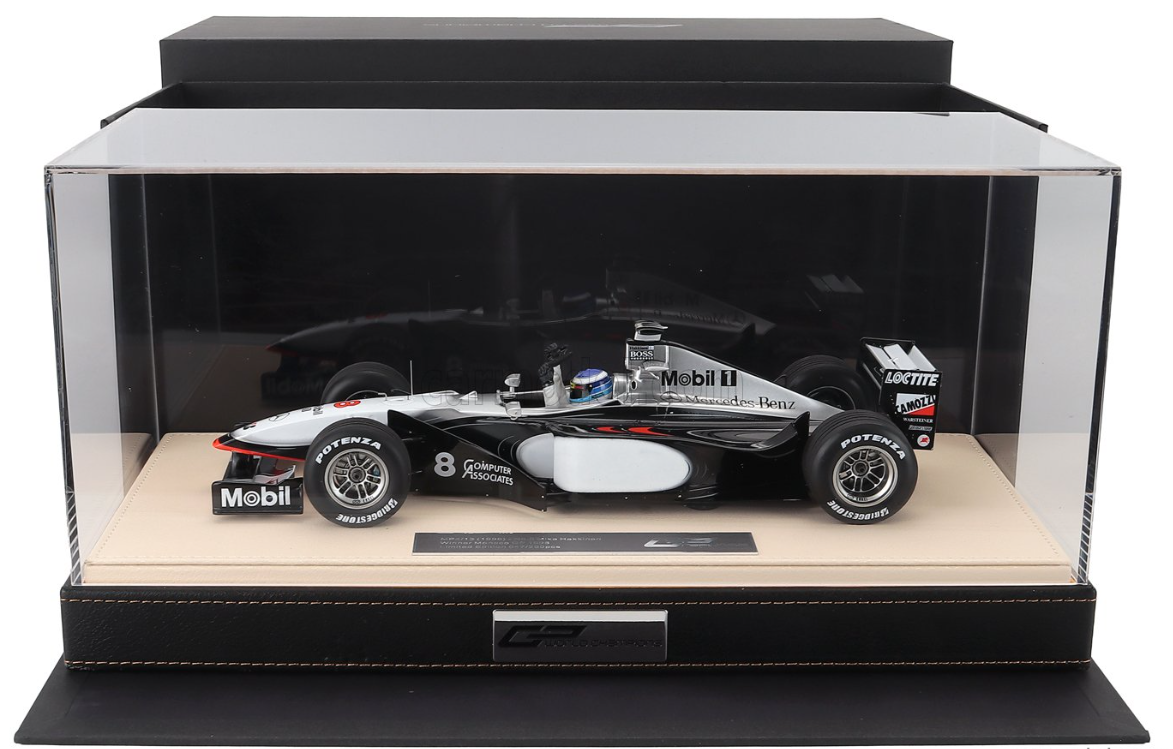 1/18 GP-REPLICAS - McLAREN - F1 MERCEDES MP4/13 N 8 WORLD CHAMPION POLE POSITION FASTEST LAP AND WINNER MONACO GP (with pilot figure) 1998 MIKA HAKKINEN