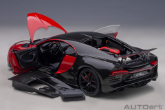 1/18 AUTOART Bugatti Chiron Sport (Italian Red/Carbon) - 70996