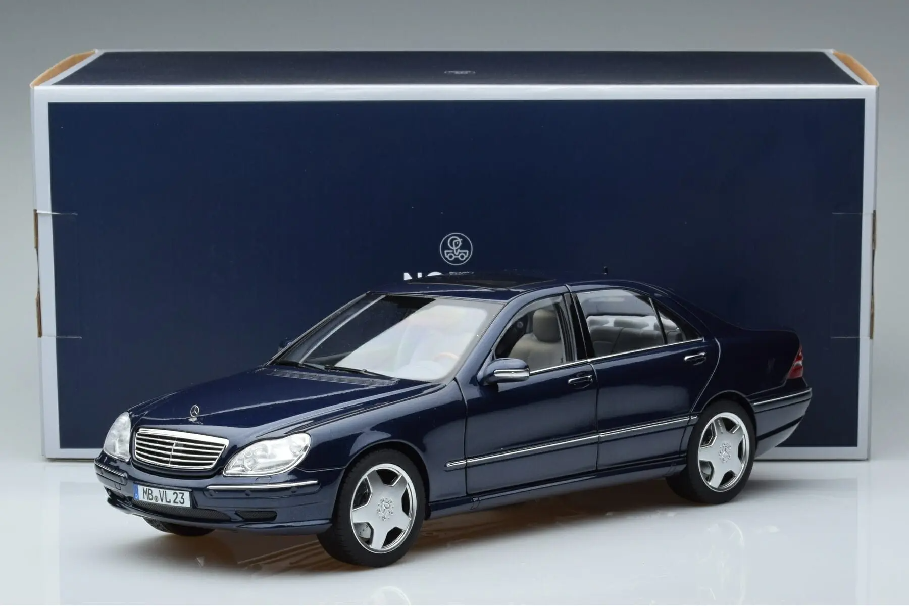1/18 NOREV - MERCEDES BENZ - S-CLASS S55 AMG (W220) 2000