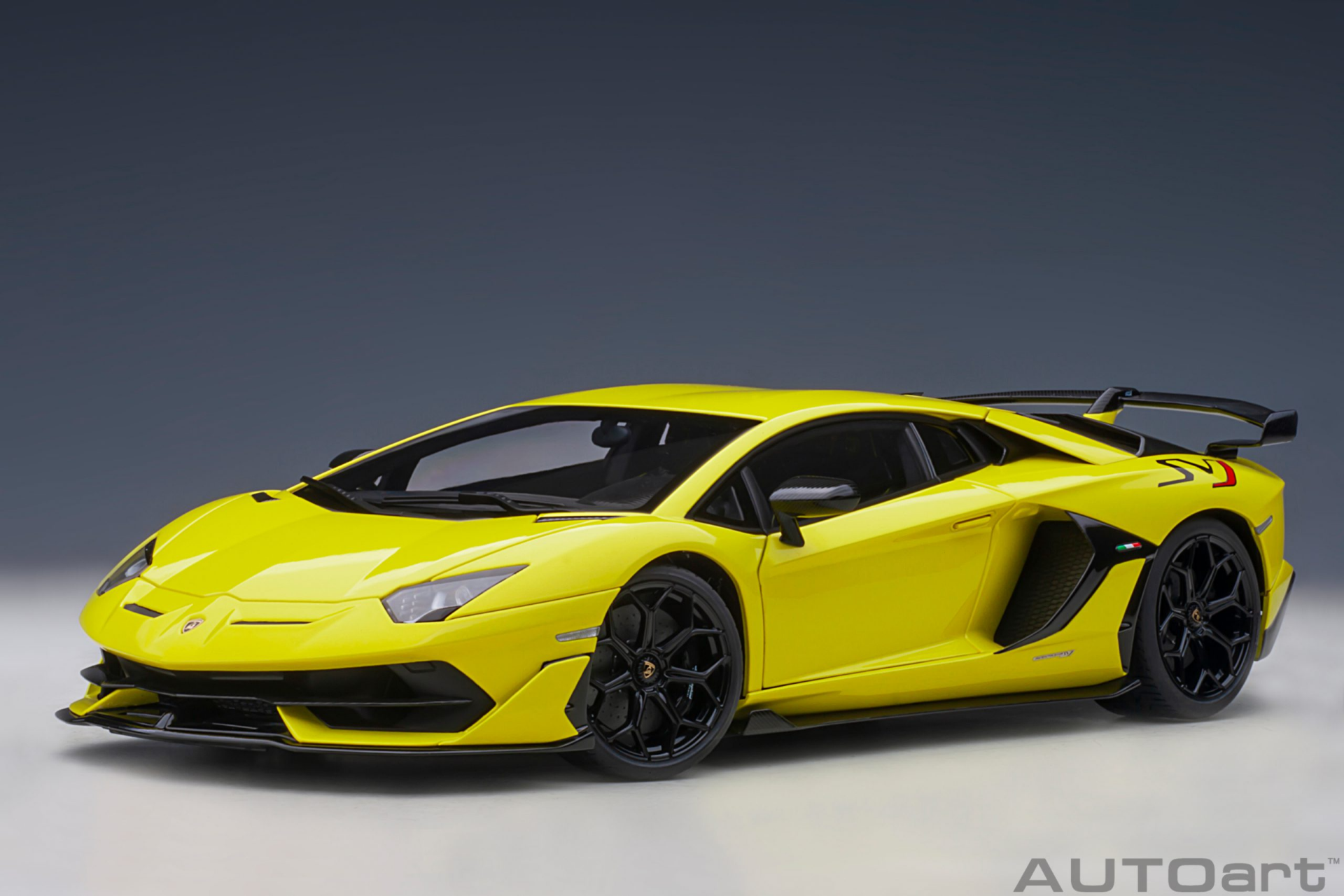 1/18 AUTOart Lamborghini Aventador SVJ (Giallo Tenerife) - 79175