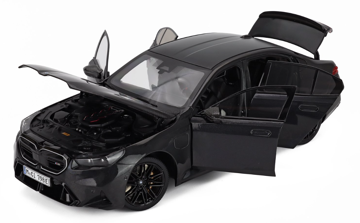 1/18 MINICHAMPS - BMW - 5-SERIES M5 (G90) 2024