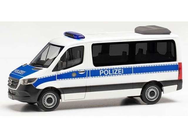 1/87 Mercedes Benz Sprinter FD Police Berlin, white/blue