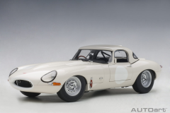 1/18 AUTOART Jaguar Lightweight E-Type (White) - 73649