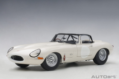 1/18 AUTOART Jaguar Lightweight E-Type (White) - 73649