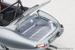 1/18 AUTOART Jaguar Lightweight E-Type (Silver) - 73646