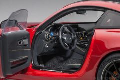 AUTOART - MERCEDES BENZ - GT-R AMG V8 BITURBO 2017
