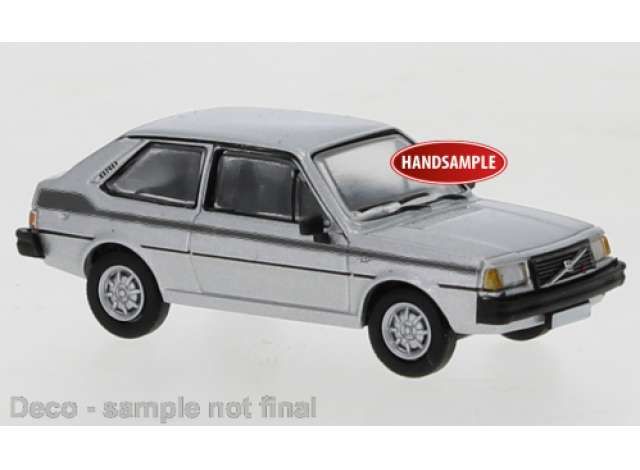1/87 1976 Volvo 343, silver