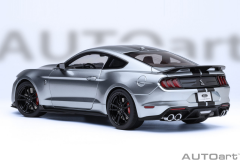 1/18 AUTOart Ford Shelby Mustang GT500 (Iconic Silver)