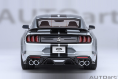 1/18 AUTOart Ford Shelby Mustang GT500 (Iconic Silver)
