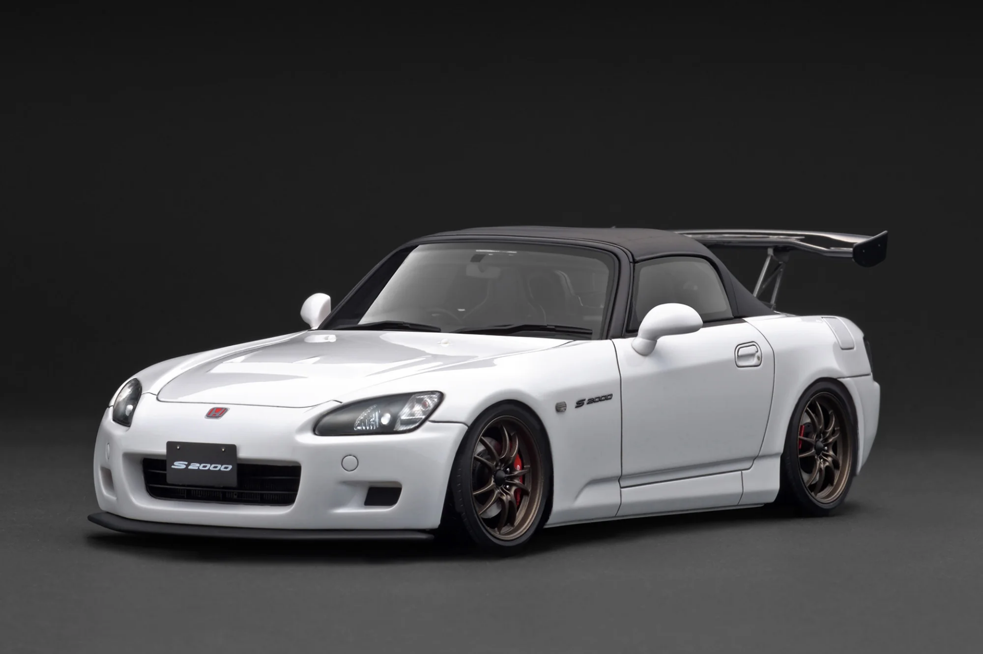 1/18 IGNITION Honda S2000 (AP1) White - IG3917