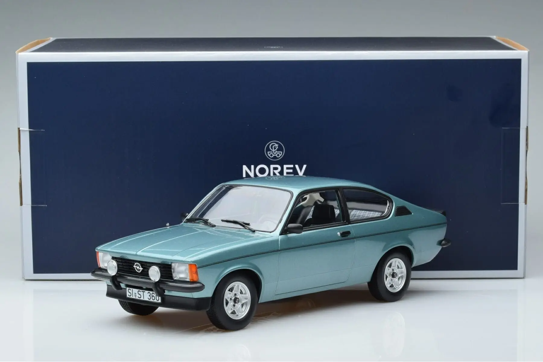 1/18 NOREV - OPEL - KADETT E RALLY 1978