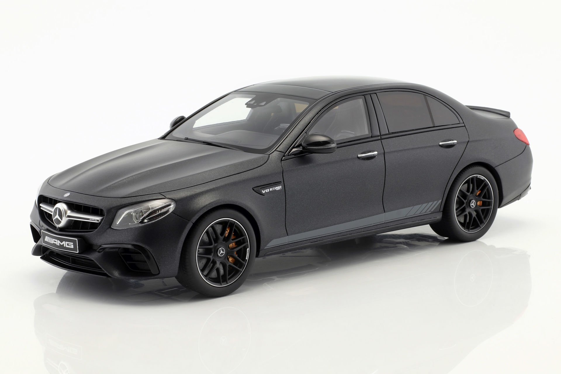 GT-SPIRIT - MERCEDES BENZ - E-CLASS E 63 S AMG V8 4MATIC EDITION 1 (W213) 2016