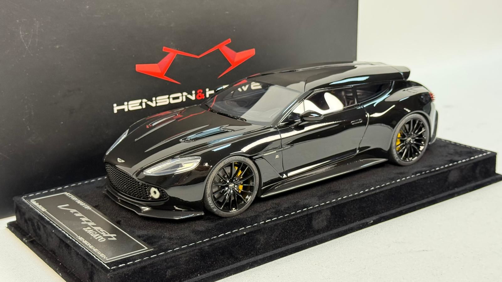 HENSON-HEAVEN ASTON MARTIN VANQUISH ZAGATO 02/60