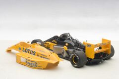 AUTOART - LOTUS - F1 99T N 11 JAPAN GP 1987 S.NAKAJIMA
