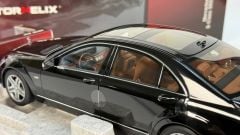 Motorhelix Mercedes-Benz S-Class S600L W221 (BLACK) Diecast Car Model with Extra Engine