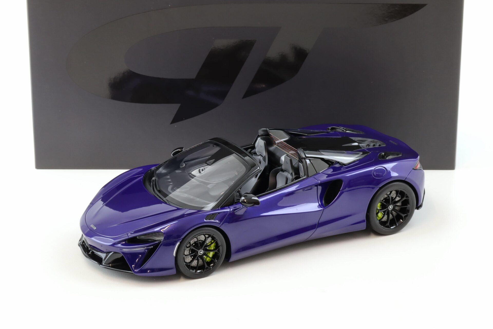 1/18 GT-SPIRIT McLAREN Artura Spider 2024 Lantana purple - GT515