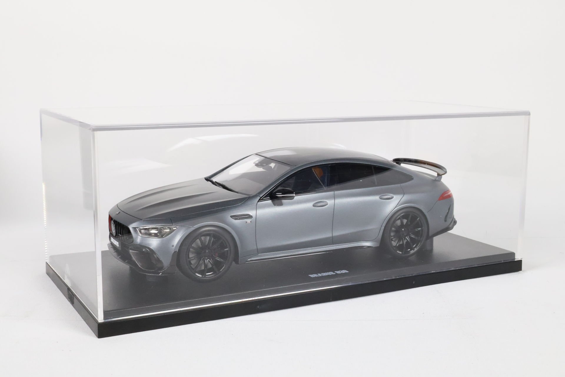 GT-SPİRİT Mercedes AMG GT Brabus 930 Grey (Asia Exclusive)