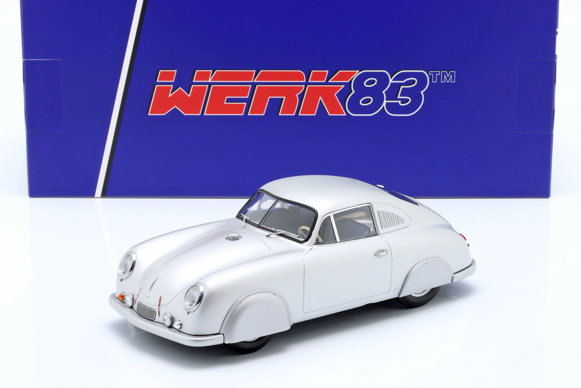 1/18 WERK83 Porsche 356 SL Plain Body Version 1951 silver (closed wheels) - W18009003