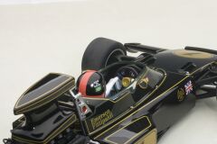 AUTOART - LOTUS - F1 72E N 1 SEASON 1973 E.FITTIPALDI - WITH DRIVER FIGURE