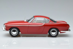 1/18 NOREV - VOLVO - P1800 1961