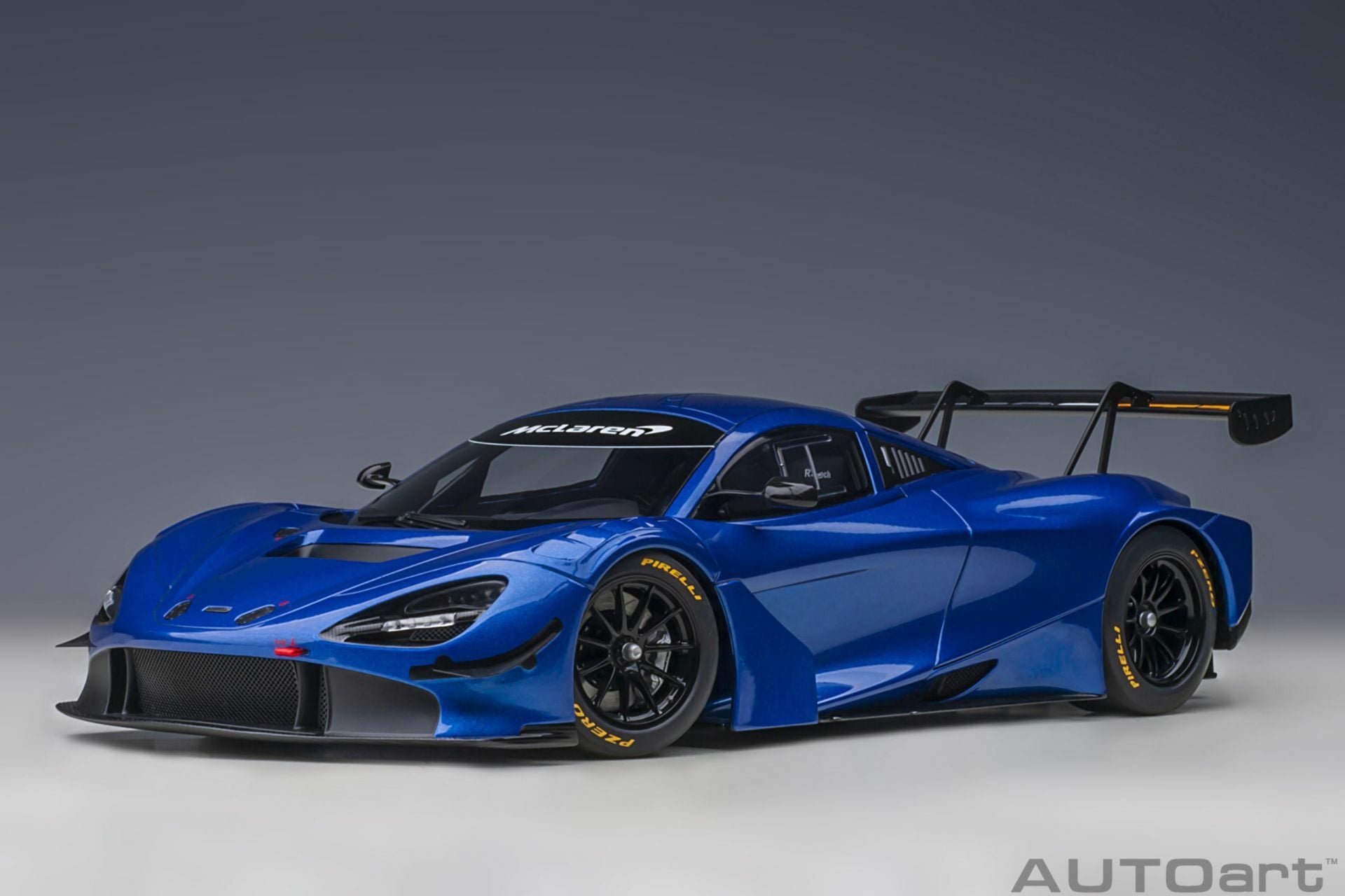 AUTOART - McLAREN - 720S GT3 N 03 RICHARD MILLE 2019