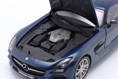 MINICHAMPS - MERCEDES BENZ - SLS COUPE 6.3 AMG BLACK SERIES 2013