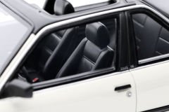 OTTO-MOBILE - BMW - 3-SERIES 325i (E30) BAUR TC SEMICONVERTIBLE 1986