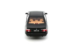 Ön Sipariş - 1/18 OTTO BMW E39 M5 BLACK SAPHIRE METALLIC 475 2000 - OT1338