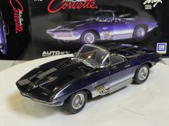 AUTOART - CHEVROLET - CORVETTE SPIDER MAKO SHARK 1961