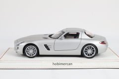 MINICHAMPS - MERCEDES BENZ - SLS COUPE 6.3 AMG (C197) 2010