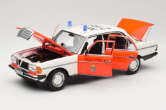 1/18 NOREV - MERCEDES BENZ - E-CLASS 200E (W123) NOTARZT AMBULANCE 1984