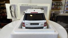 AUTOART - LAND ROVER - RANGE ROVER SPORT 2006