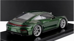 1/18 SPARK-MODEL - PORSCHE - 911 992-2 GT3 COUPE WITH TOURING PACKAGE 2024 - CON VETRINA - WITH SHOWCASE