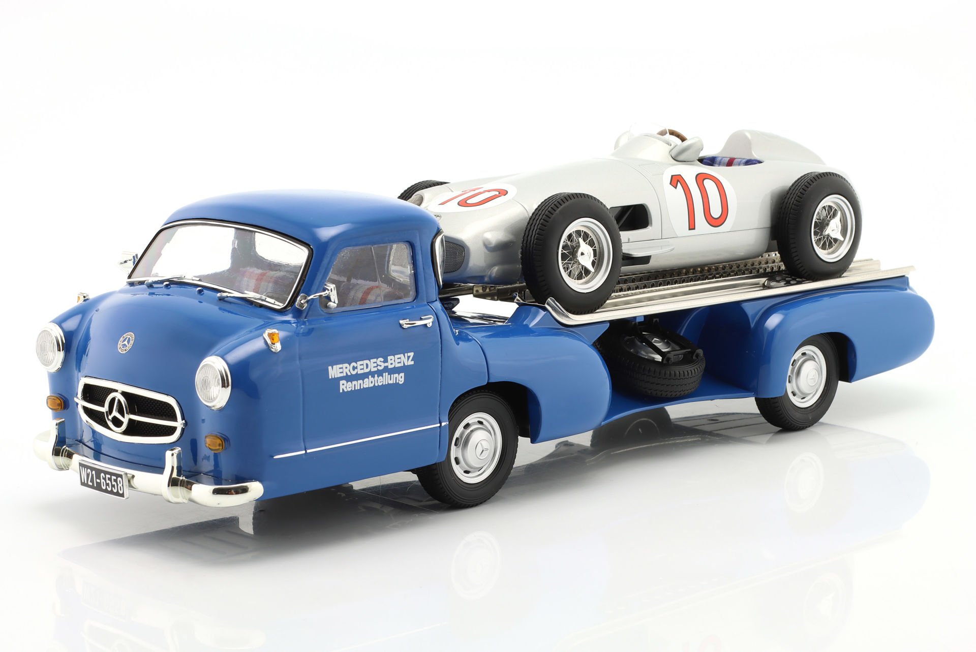 WERK83 - Set: Mercedes-Benz racing transporter blue Wonder with Mercedes-Benz W196