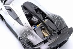 1:12 SCALE - NZG - MERCEDES BENZ - ONE AMG (C298) 2023