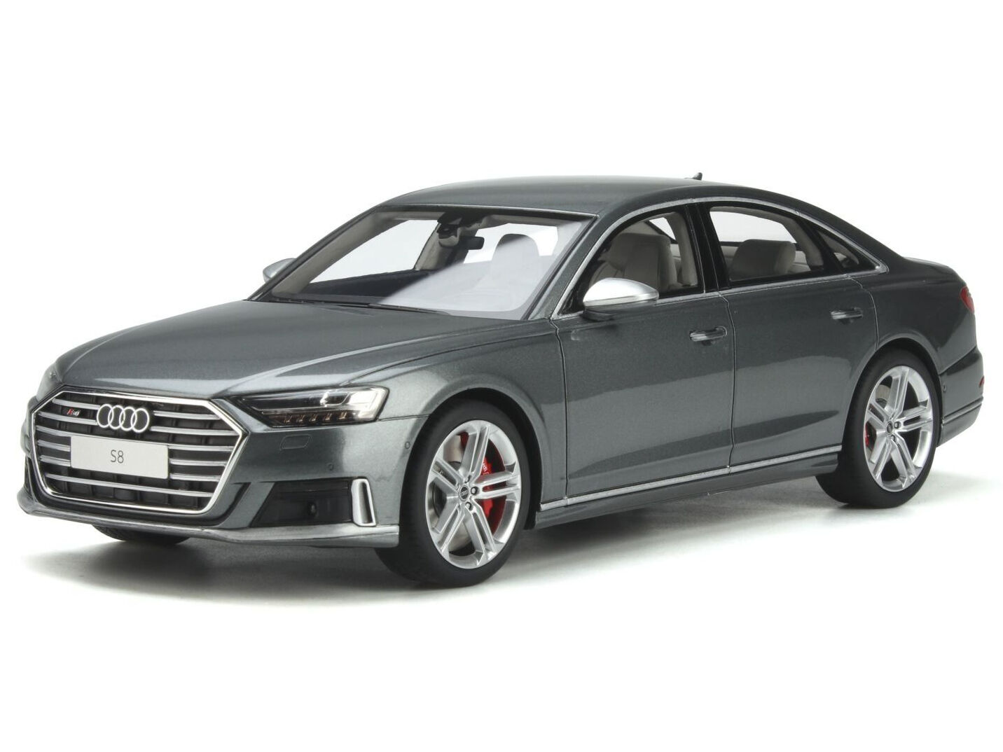 GT-SPIRIT - AUDI - A8 S8 2020