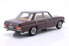 Ön Sipariş - 1/18 Norev Mercedes-Benz 200/8 (W115) year 1968 dark reddish-brown - 183778