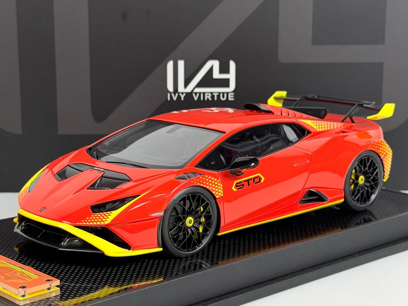 1/18 IVY Lamborghini Huracan STO xanto orange/yellow carbon - IV1804OG3