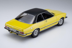 1/18 TOURING MODELCARS - OPEL - COMMODORE B GS/E COUPE 1975