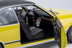 1/18 TOURING MODELCARS - OPEL - COMMODORE B GS/E COUPE 1975