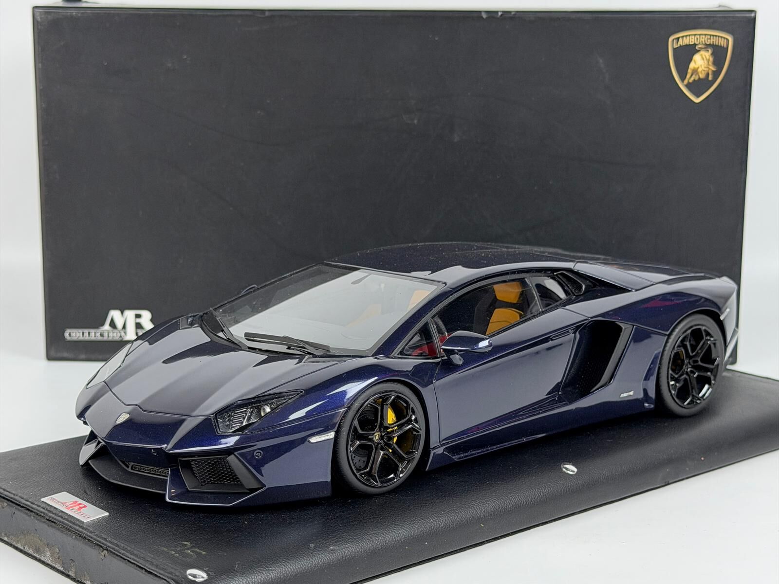 1/18 MR Lamborghini Aventador LP 700-4 - MRBL700