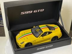 MR Collection Ferrari 599 GTO ITALIA - YELLOW MODENA - CARBON SIGNATURE