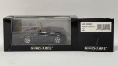 MINICHAMPS - PORSCHE - CARRERA GT 2001