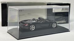 MINICHAMPS - PORSCHE - CARRERA GT 2001