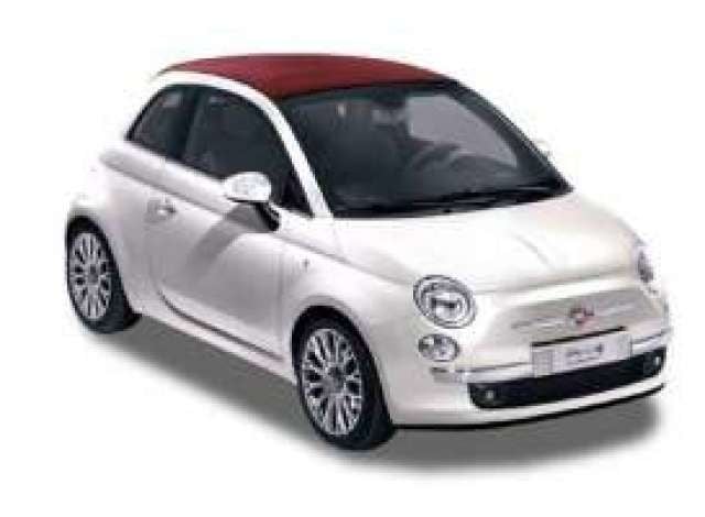 2009 Fiat 500, white w/red roof