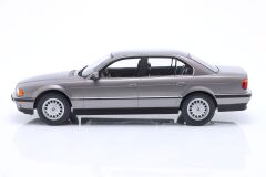 KK-SCALE - BMW - 7-SERIES 740i (E38) 1994