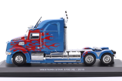 1/43 HACHETTE Western Star 5700 EX 2011 Sattelzugmaschine